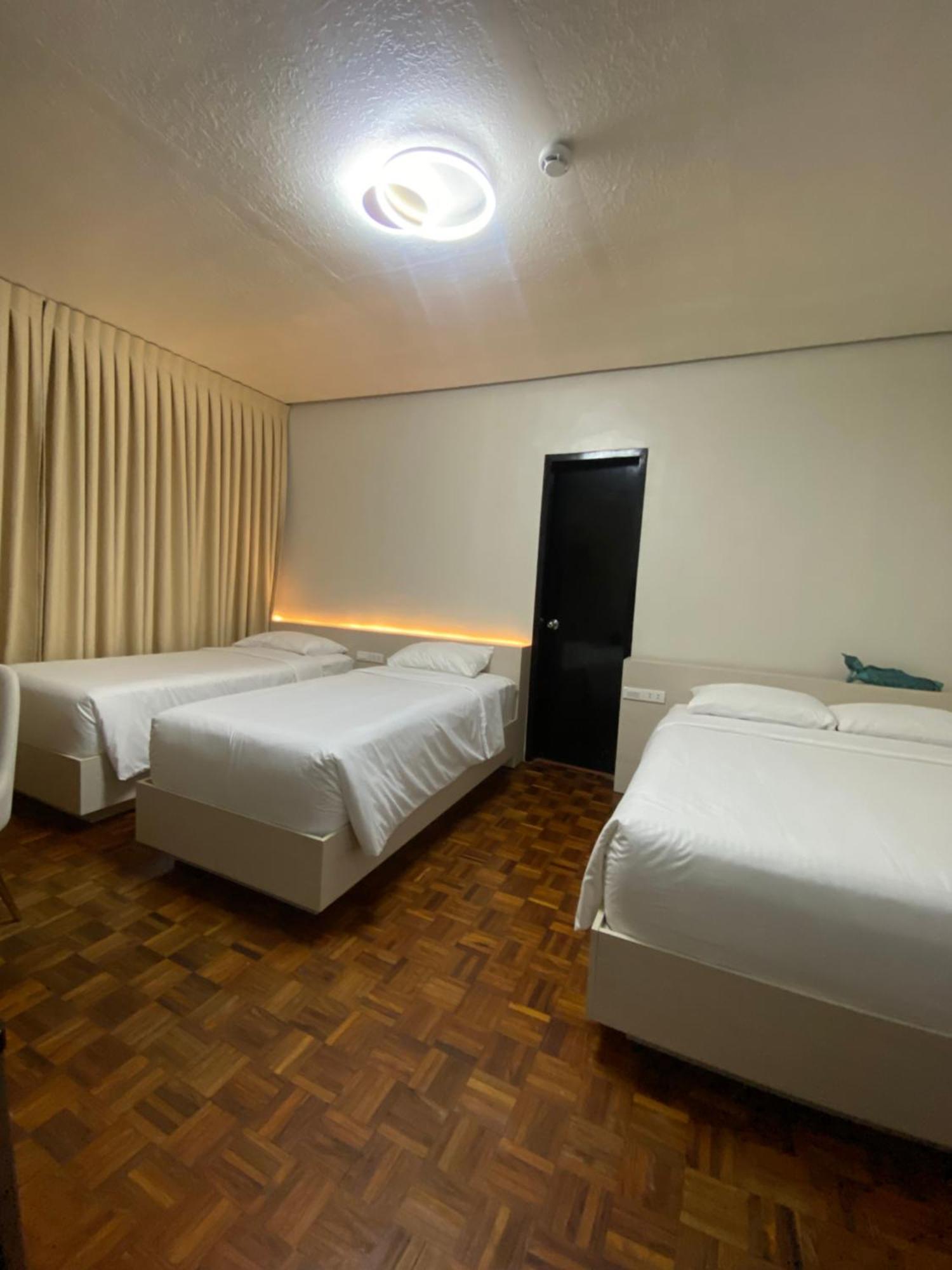 Honey Suite Room Inside Bee Cafe Cebu At Ayala Area Extérieur photo